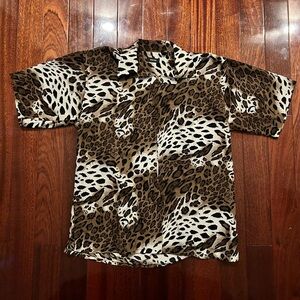 Gachu Short Sleeve Leopard Skin Shirt (M)